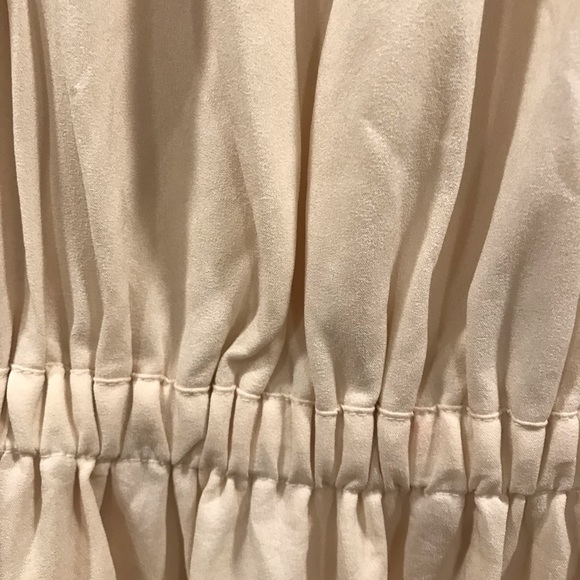 Beautiful Dress with lace detail-New✨ - Picture 6 of 16